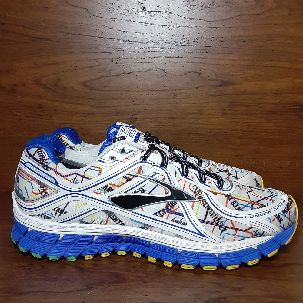 Brooks GTS 16 London Underground